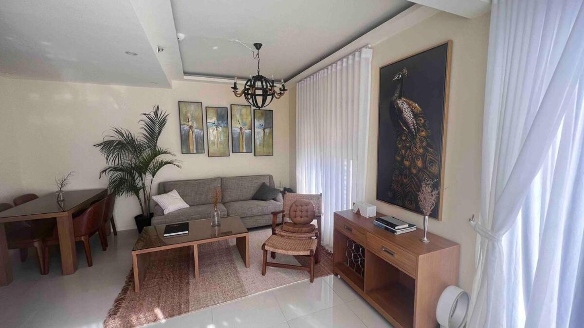 3 Bedroom Beautiful And Cozy Loft In Poblacion Makati *