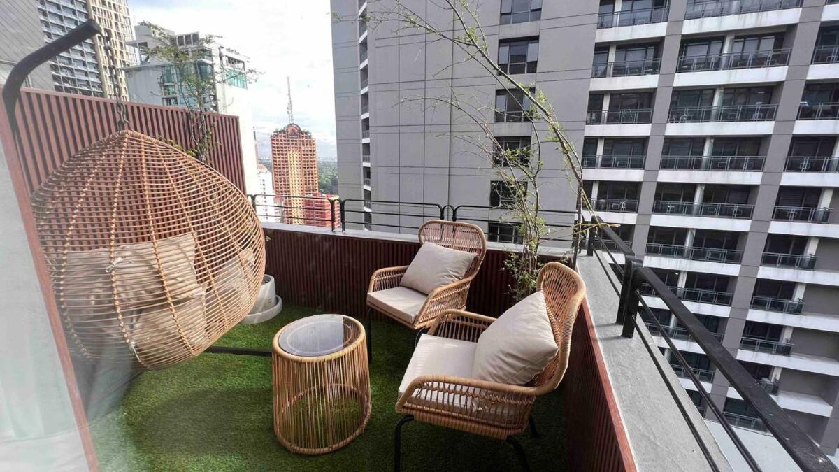Apartment 3 Bedroom Beautiful And Cozy Loft In Poblacion Makati