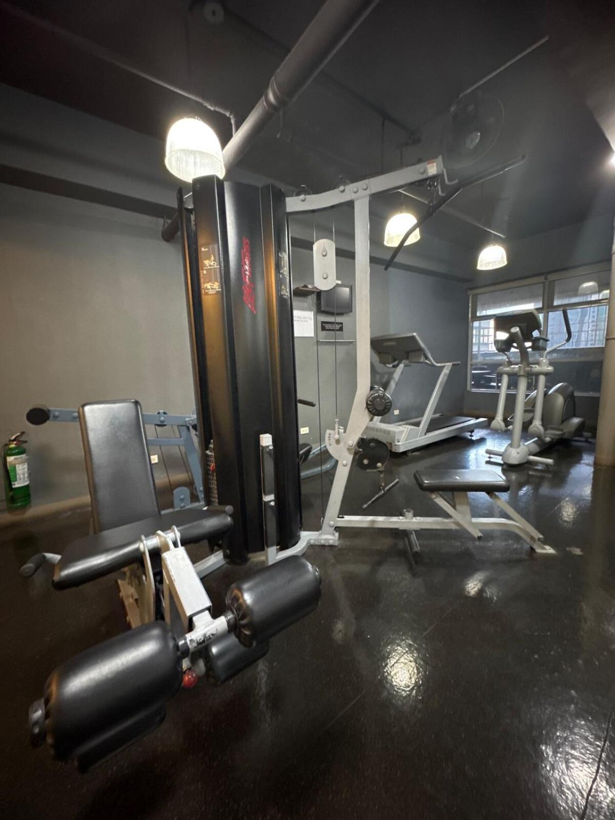 Apartment 3 Bedroom Beautiful And Cozy Loft In Poblacion Makati